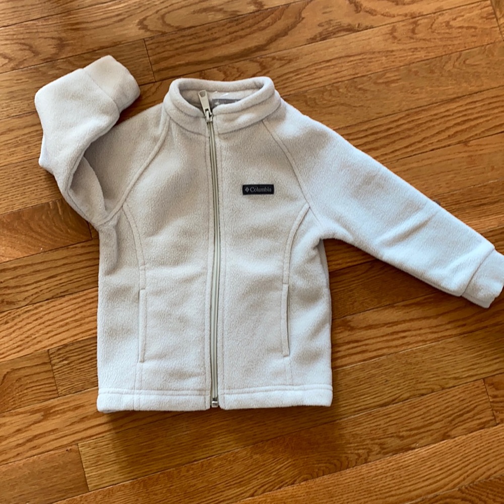 Columbia original sweater. Size 18-24 months. High collar. Stone color